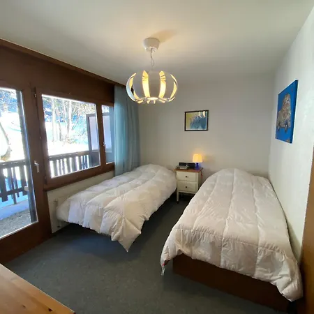 Mandarin B17 דירה